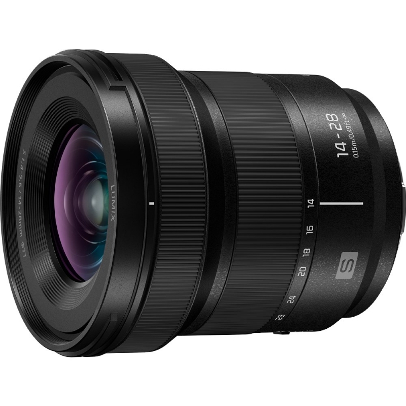 panasonic lumix s 14-28mm f/4-5.6 macro lens